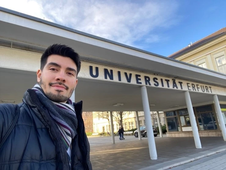 Daniel Hurtado at the university entrance